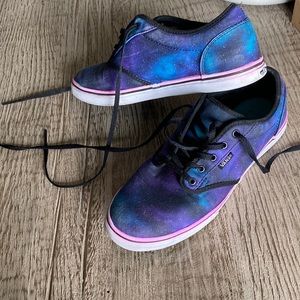 cosmic vans!